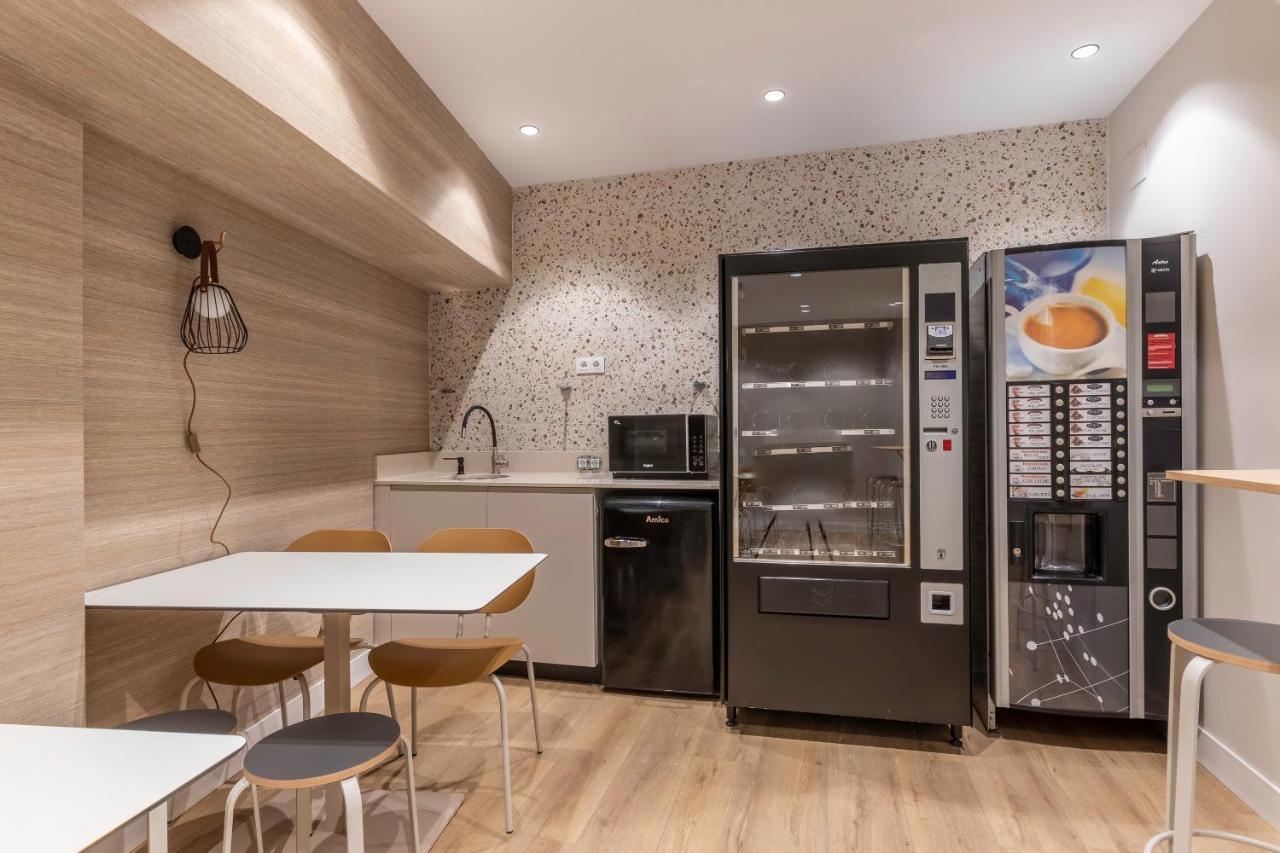 Uri Hostel Bilbao Rooms Bbi00060 Self Check In Ngoại thất bức ảnh